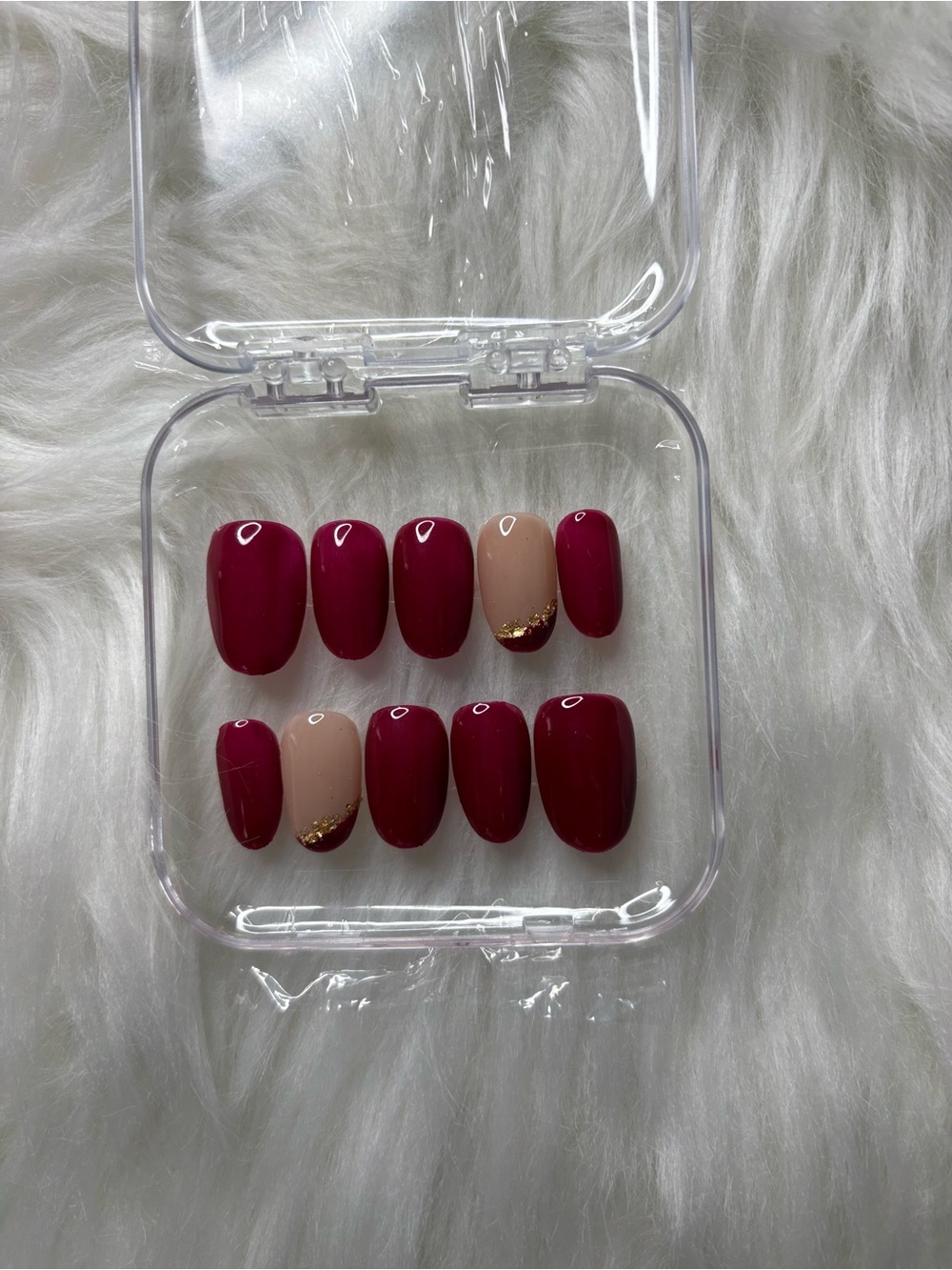 Press on nail art